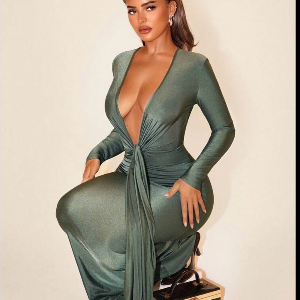 Chic Long Sleeve Green Dress